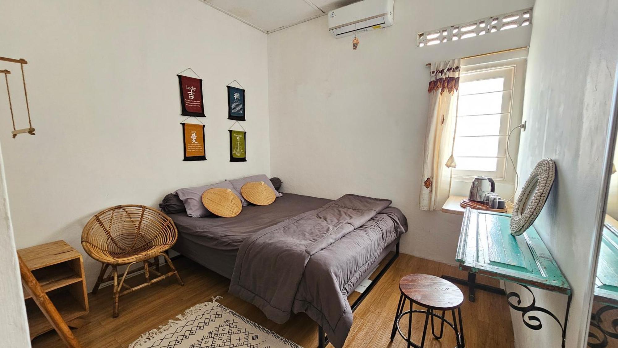 Oke Baik Hostel 요그야카르타 외부 사진